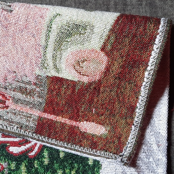 Placemat Table Tabletop Centerpiece Tablemat Merry Christmas Red Truck Holiday - Picture 3 of 4